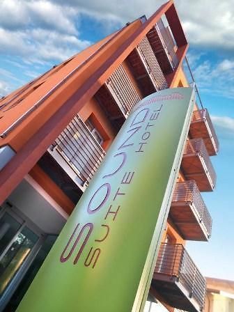 ريتشوني Sound Suite Hotel المظهر الخارجي الصورة